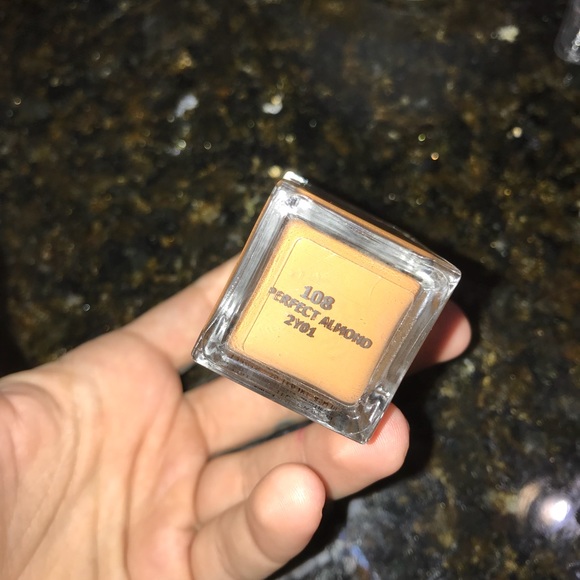 Givenchy Foundation - Picture 3 of 3